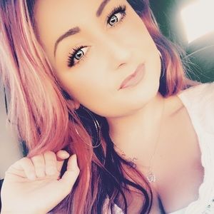 Meet your Posher, Vangela